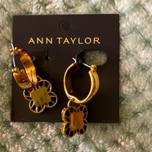 NWT Ann Taylor Enamel Clover Hoops